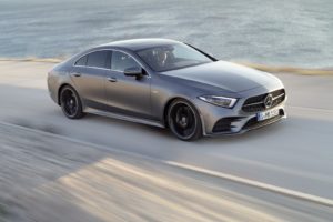 Mercedes CLS, a Los Angeles via il velo dalla terza generazione [FOTO e VIDEO]