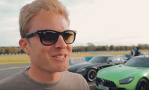 Nico Rosberg alla guida della Mercedes-AMG GT R per la prima volta [VIDEO]