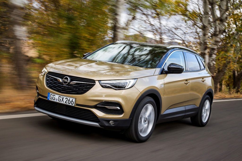 Opel Grandland X: disponibile con il nuovo motore 2.0 diesel da 177 cv