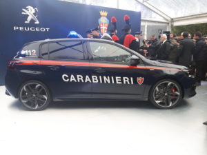 Peugeot 308 GTi: un esemplare è stato arruolato nell’Arma dei Carabinieri [FOTO E VIDEO]