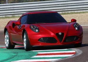 Alfa Romeo scommette sulla 4C: “Chiamata a diventare il nostro modello di punta”