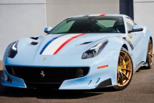 Ferrari F12tdf, uno speciale esemplare “francese” sarà battuto all’asta da RM Sotheby’s [FOTO]