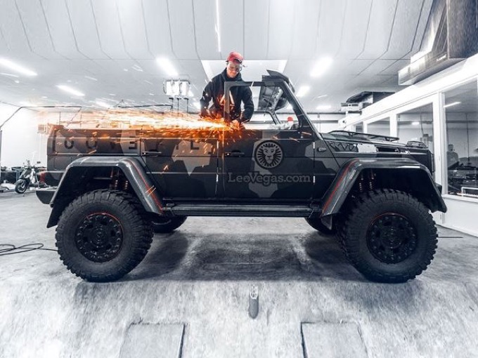 Jon Olsson crea il primo Mercedes G500 4×4² cabrio al mondo [VIDEO]