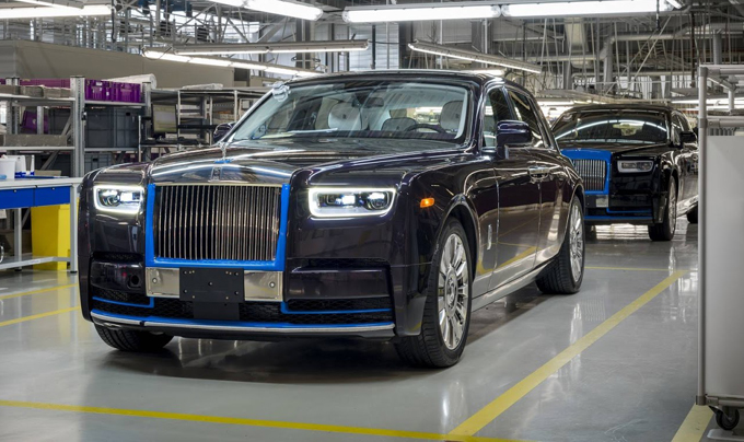 Rolls-Royce Phantom MY 2018: il primo esemplare andrà all’asta