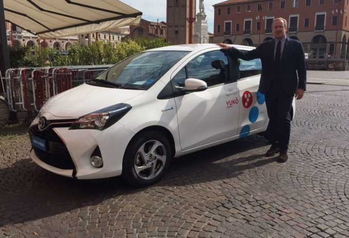 Yuko, il servizio di car sharing ibrido di Toyota sbarca a Venezia