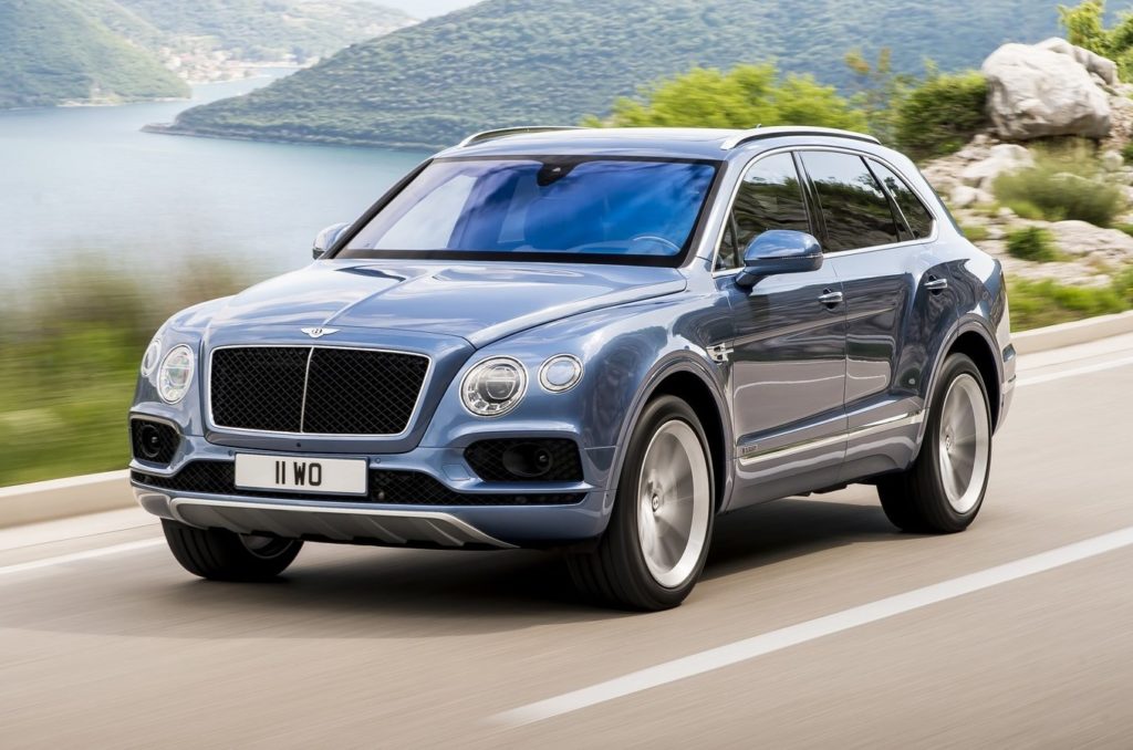 Bentley Bentayga, al Salone di Ginevra 2018 debutterà la versione ibrida plug-in