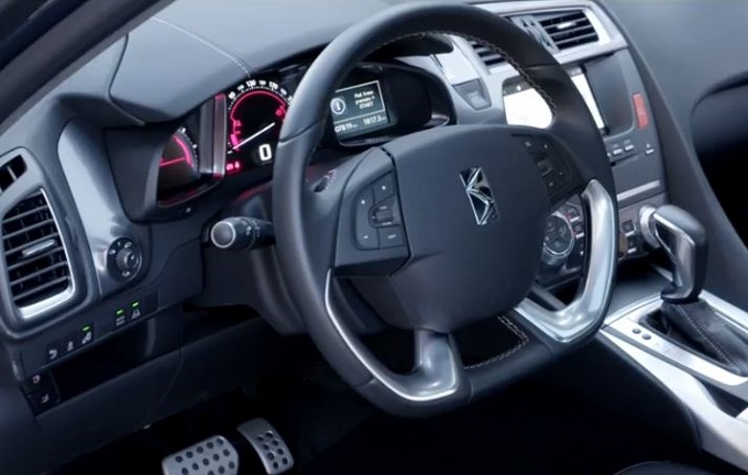 DS 5 Performance Line: focus sul design degli interni [VIDEO]