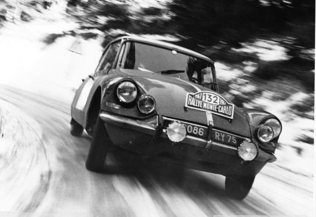 DS, viaggio nel glorioso passato sportivo con le vittorie al Rally di Monte Carlo [FOTO]