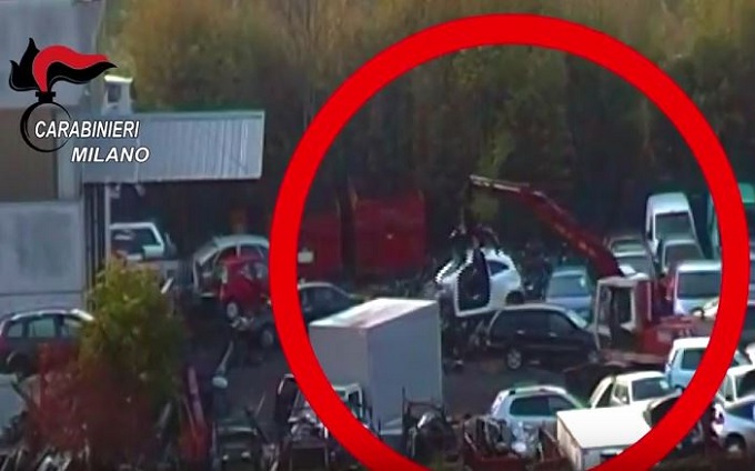 Milano, sgominata una banda specializzata in furti d’auto: 150 vetture rubate in quattro mesi