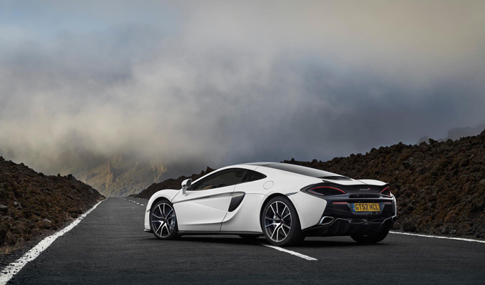 McLaren: impreziosita la gamma Sports Series, Dynamic Pack e Design Editions per la 570GT