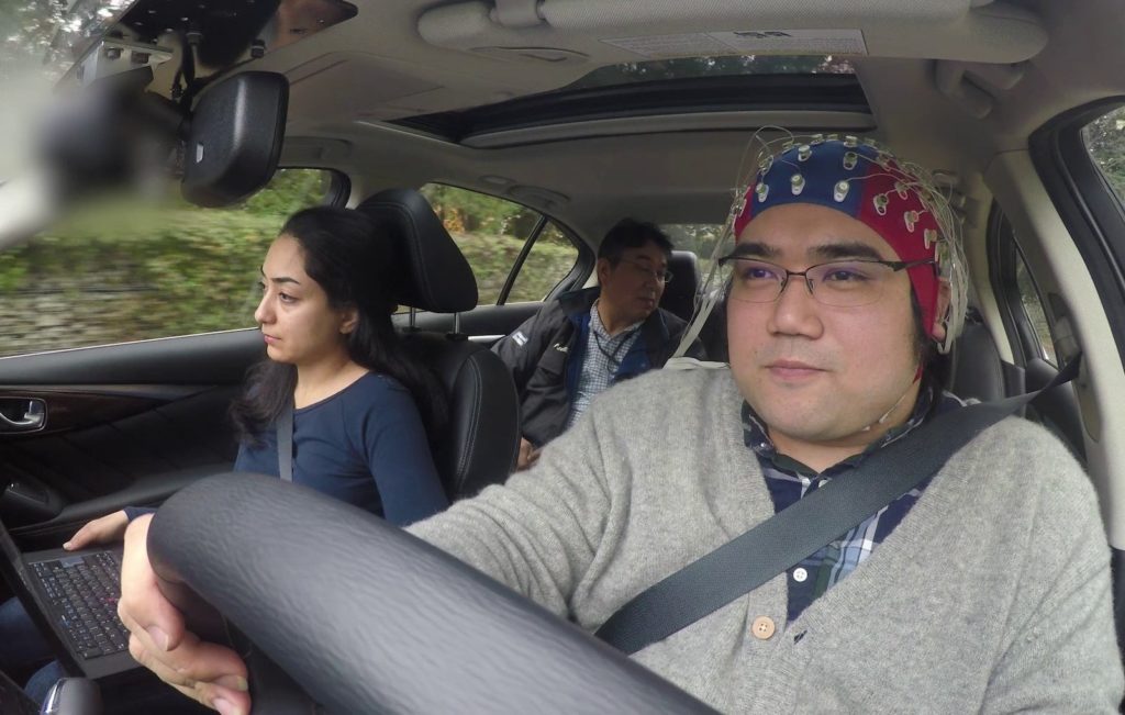 Nissan Brain-to-Vehicle, così l’auto apprende dal conducente [FOTO e VIDEO]