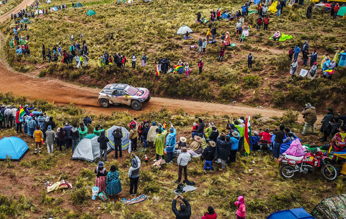 Peugeot alla Dakar, 7^ tappa: Sainz vince ed è il nuovo leader [SPECIALE DAKAR]