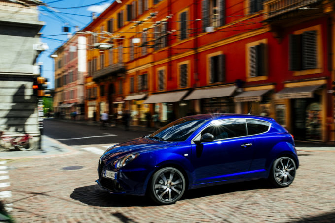 Alfa Romeo Mito Urban: elogio della sportività e della ricca dotazione di serie