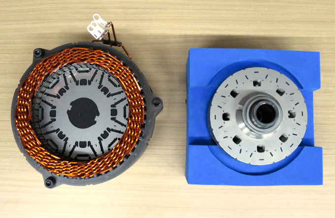 Toyota sviluppa il primo magnete al Neodimio ridotto per motori elettrici