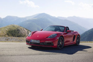 Porsche 718 Boxster GTS, a tutta velocità sulle strade Siciliane [VIDEO]