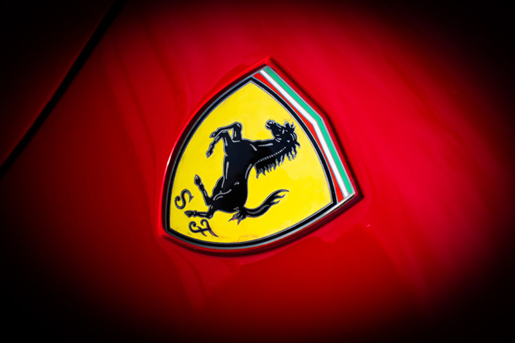 Ferrari continua a volare nei conti: nel 2017 l’utile netto è cresciuto del 26,4%