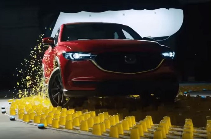 Mazda CX-5: trazione integrale a prova di gelatina [VIDEO]