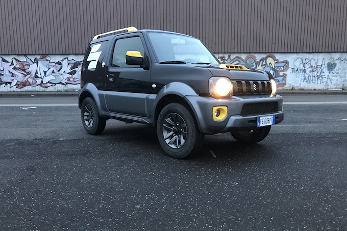 Suzuki Jimny Street, piccolo arrampicatore urbano [PROVA SU STRADA]