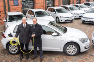 Volkswagen punta sull’elettrico: 50 e-Golf consegnate alla città di Amburgo