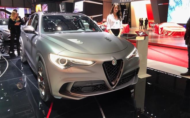 Alfa Romeo Stelvio Quadrifoglio NRing: l’edizione speciale al Salone di Ginevra 2018 [VIDEO LIVE]