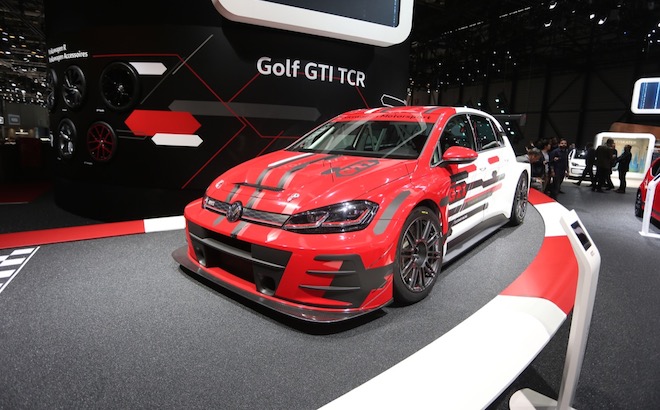 Volkswagen Golf GTI TCR: il look per la nuova stagione al Salone di Ginevra 2018 [FOTO LIVE]