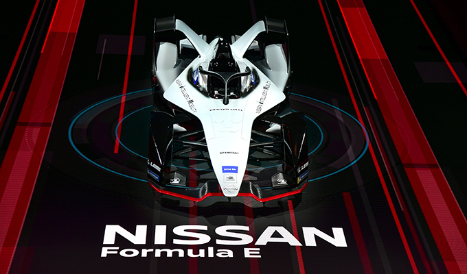 Nissan Formula E: la livrea della monoposto al Salone di Ginevra 2018 [FOTO LIVE]