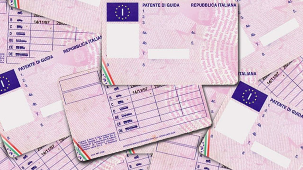 SCARICA BOLLETTINI RINNOVO PATENTE