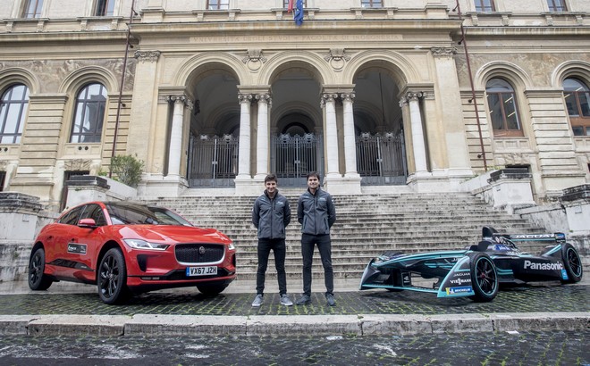 Jaguar E-Future Academy: la mobilità elettrica nelle università di Roma