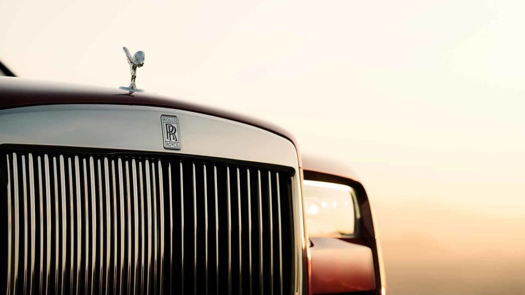 Rolls-Royce delinea un orizzonte total green: dal 2040 solo auto elettriche