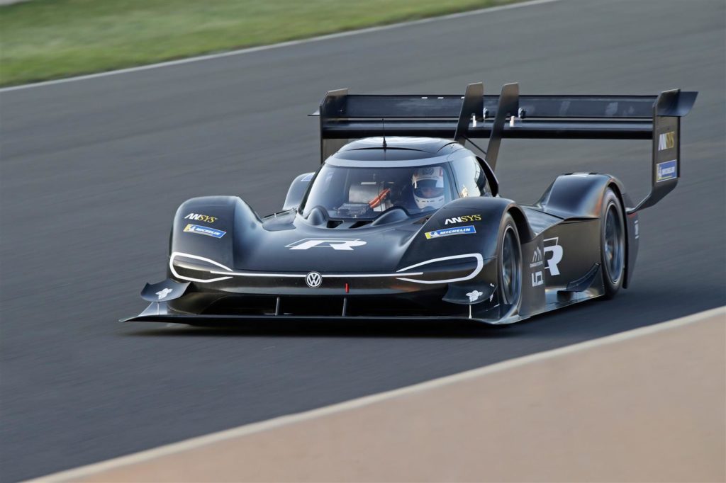 Volkswagen I.D. R Pikes Peak: si mette a punto lo sviluppo [FOTO e VIDEO]