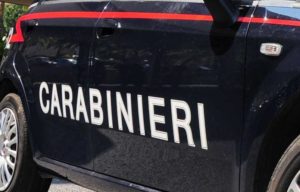 Pisa, padre lascia la figlia di un anno chiusa in auto: la bimba è morta