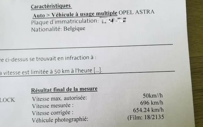 Una multa da 696 km/h, ma è al volante di un’Opel Astra