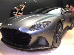 Aston Martin DBS Superleggera: lo stile si fa più aggressivo rispetto alla DB11 [FOTO LEAKED]