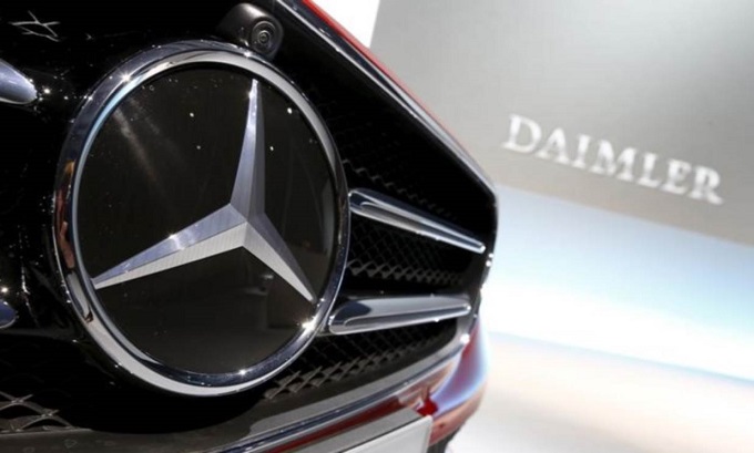 Daimler stima un calo dei profitti 2018 a causa della guerra commerciale USA-Cina