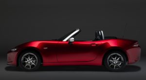 Mazda MX-5 Limited Edition in partnership with Pollini Heritage, nuova serie speciale [FOTO]
