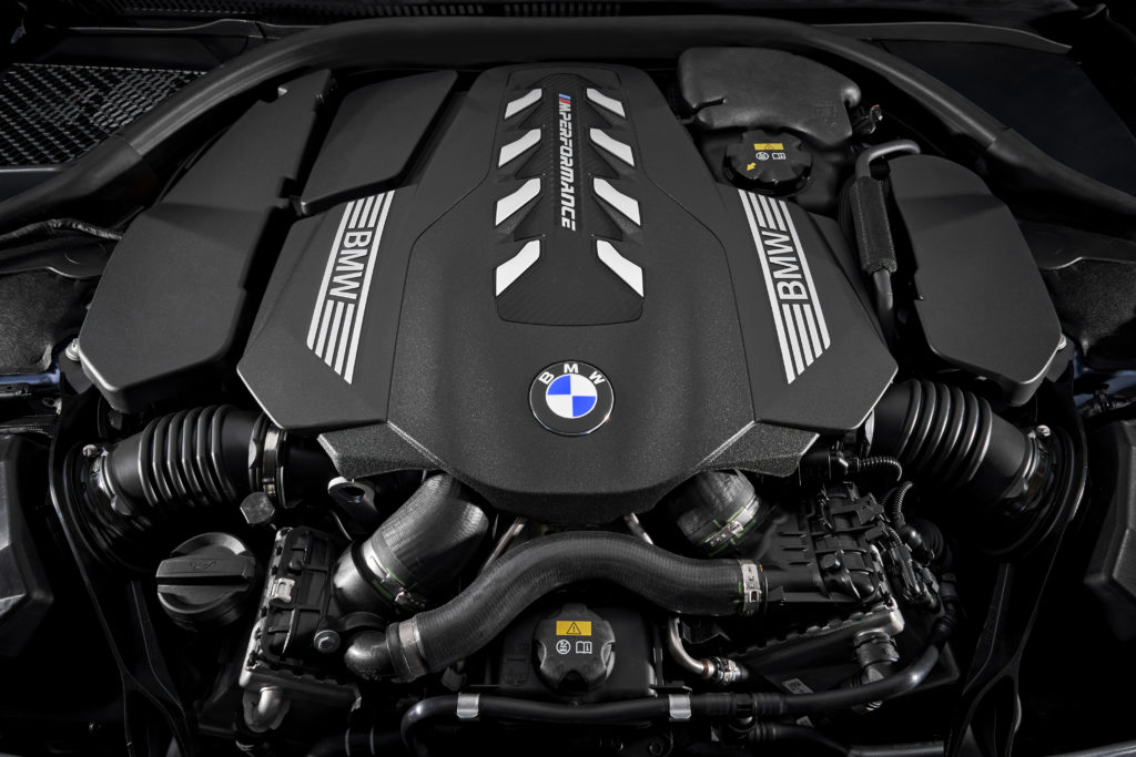 Nuova BMW Serie 8: due propulsori orientati alla sportività