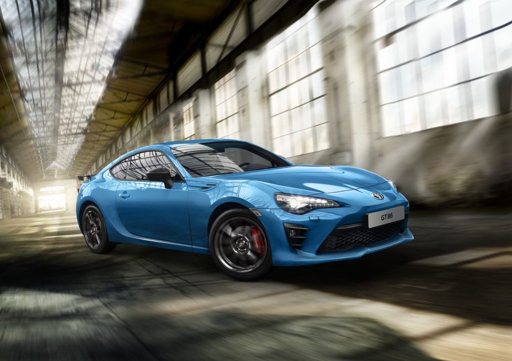 Toyota GT86: la Racing Edition Thunder Blue debutta al Japanese Car Meeting
