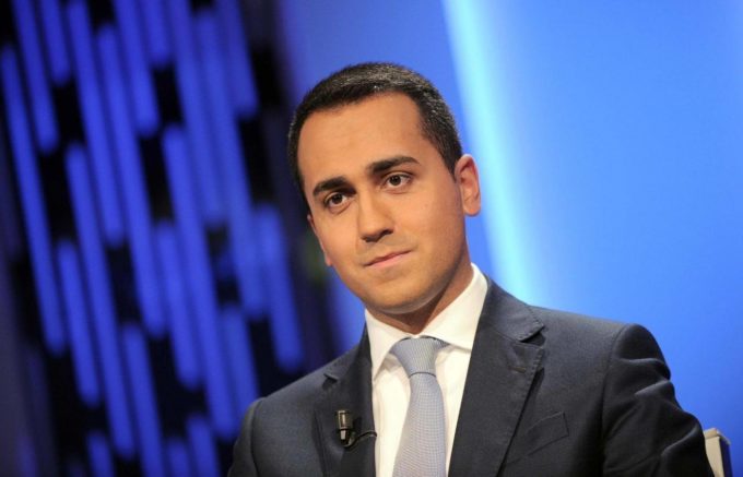FCA, Di Maio: “Bene gli investimenti sull’auto elettrica”