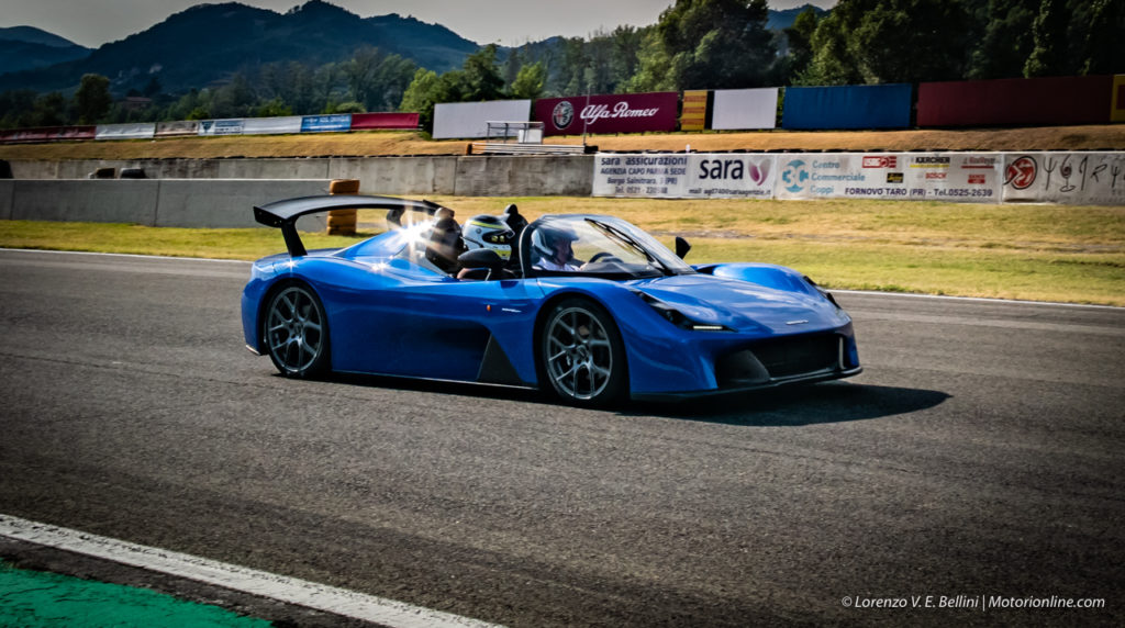 Dallara Stradale, HOT LAP sul circuito di Varano de’ Melegari [VIDEO e FOTO]