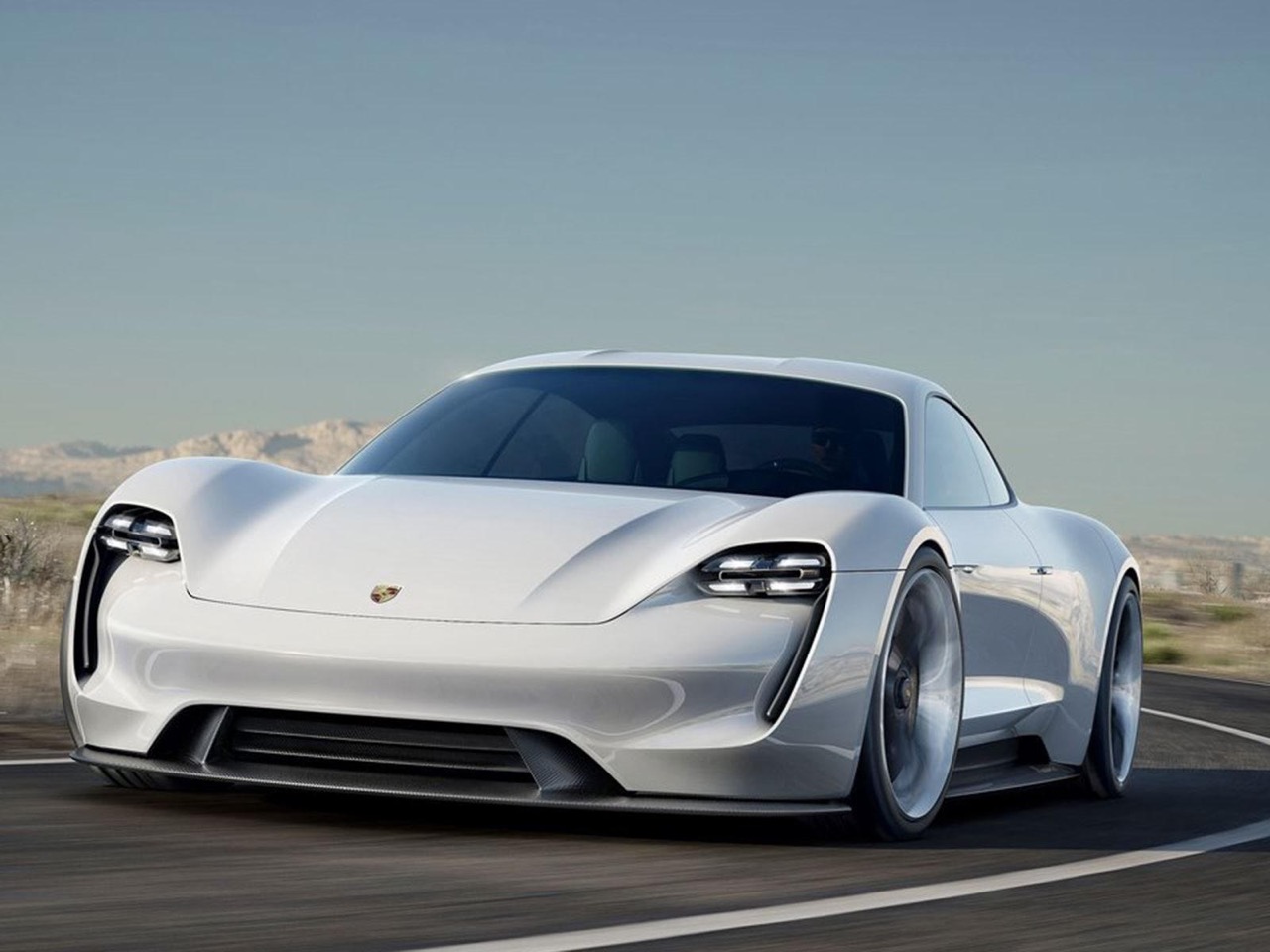 Nuova Porsche Taycan: ordini aperti e boom di richieste nei concessionari