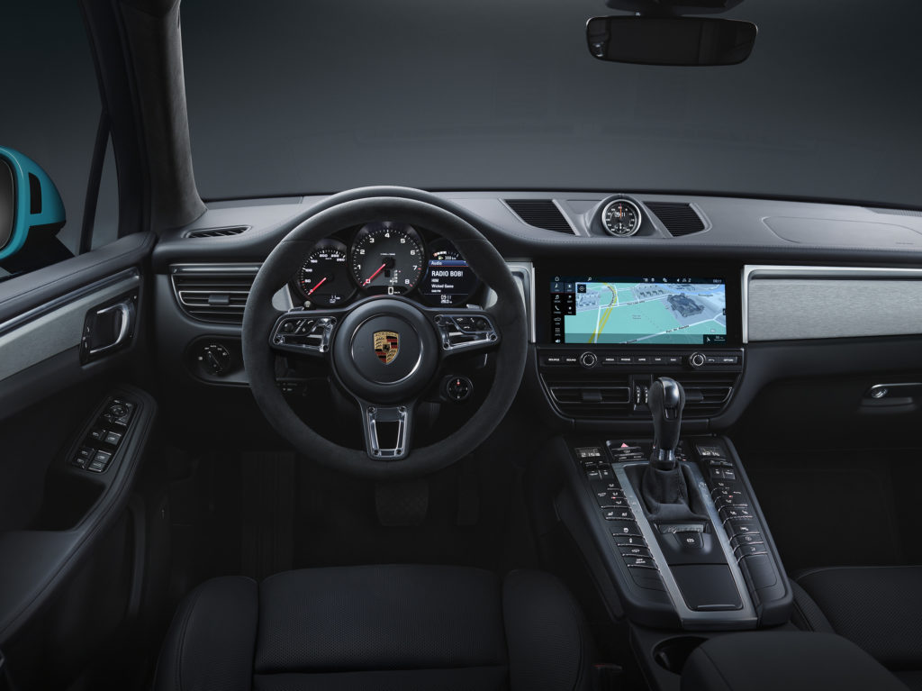 Nuova Porsche Macan: sempre connessa con il Communication Management