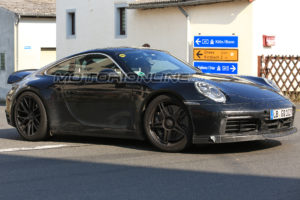 Porsche 911 GTS: inedite immagini del nuovo modello impegnato nei test  [FOTO SPIA]