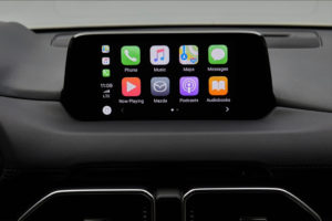 Mazda MZD Connect: ora potrà integrare anche Apple CarPlay e Android Auto
