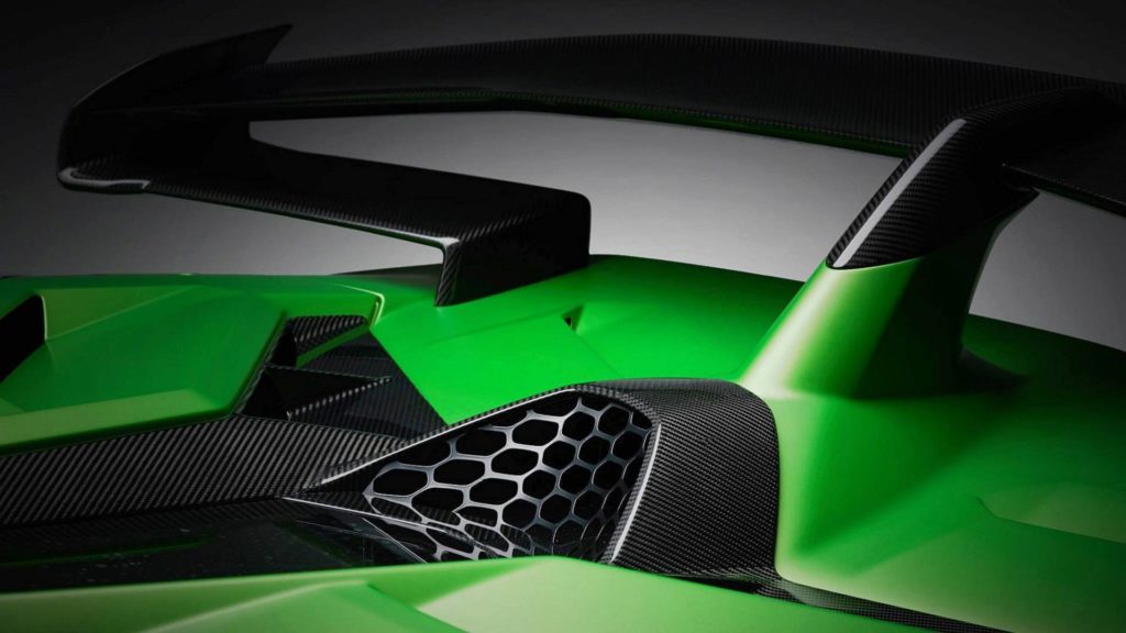 Lamborghini Aventador SVJ, nuovi dettagli prima di Pebble Beach [TEASER]