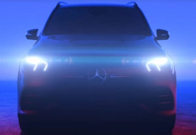 Mercedes GLE: online la prima immagine ufficiale del nuovo SUV [TEASER]