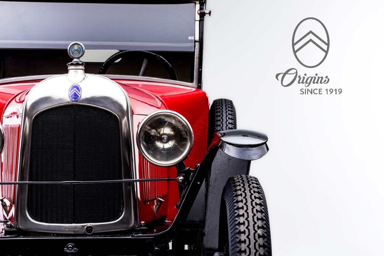 Citroen: elencate 25 icone nella parata celebrativa del Salone di Parigi