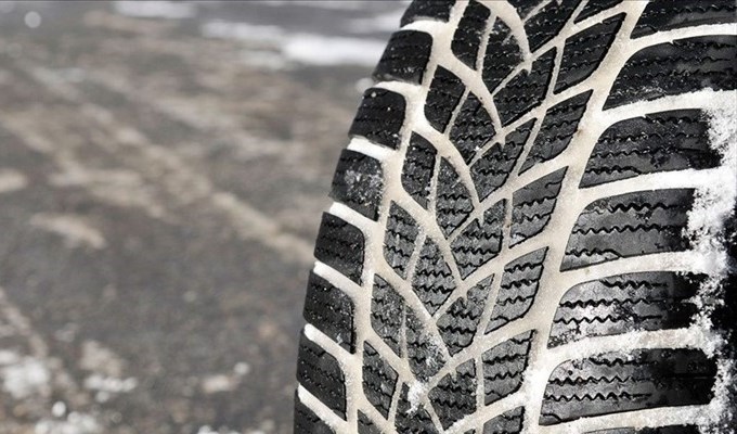 Pneumatici invernali, i nuovi test di AutoBild: bene Dunlop e Continental, male il Pirelli Cinturato Winter