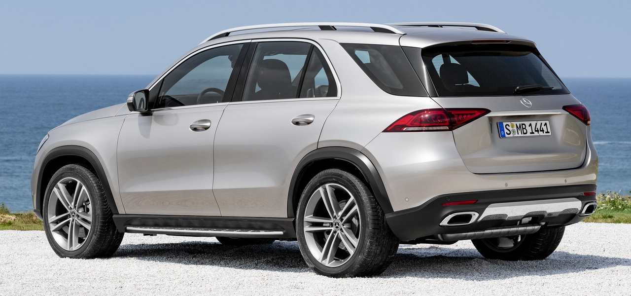 Mercedes GLE 2019, meglio il passato o un futuro con un design sempre più piatto?