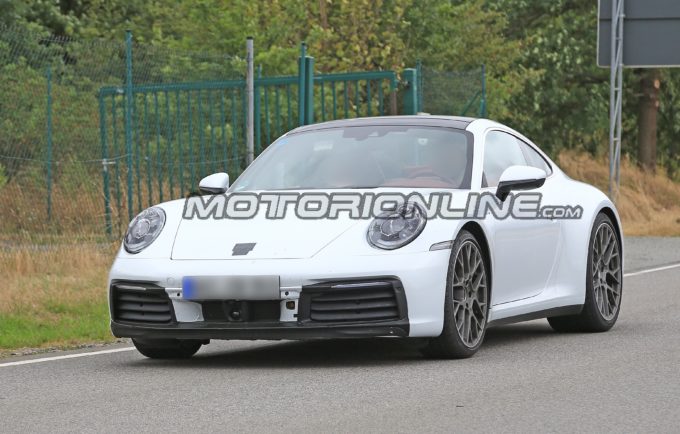 Porsche 911 MY 2019 - Foto spia 03-09-2018