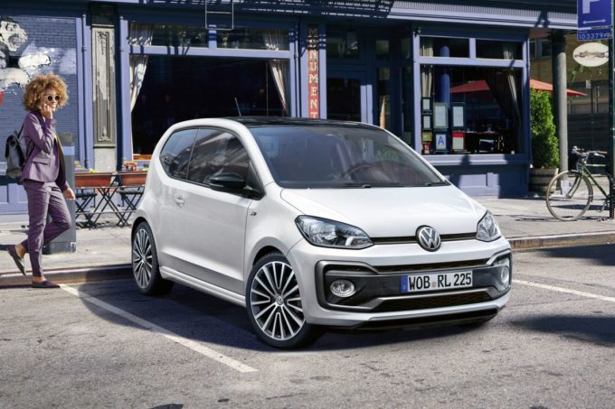 Volkswagen Up!, debutta l’allestimento sportivo R-Line